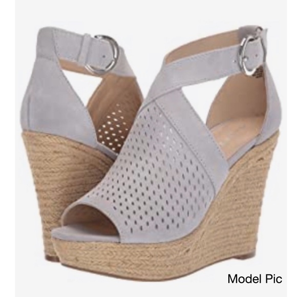 Marc Fisher Shoes - NIB Marc Fisher Haldya Espadrille Wedge (9.5)